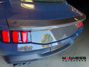 Ford Mustang Rear Decklid Spoiler Module - Carbon Fiber - Type-OE 